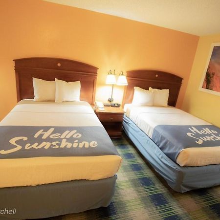 Days Inn By Wyndham Opelika Εξωτερικό φωτογραφία