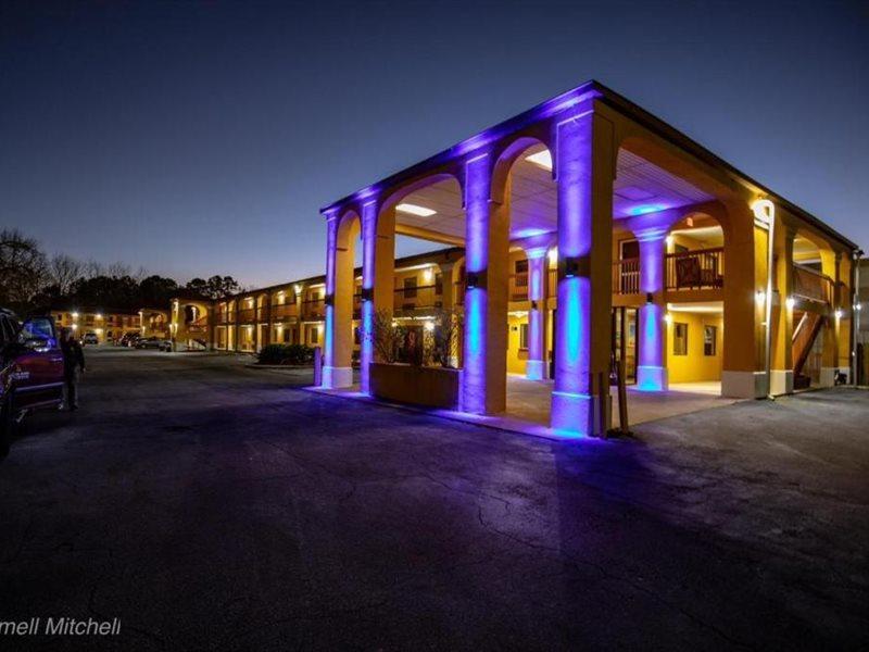 Days Inn By Wyndham Opelika Εξωτερικό φωτογραφία