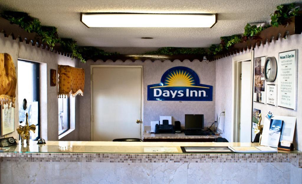 Days Inn By Wyndham Opelika Εξωτερικό φωτογραφία